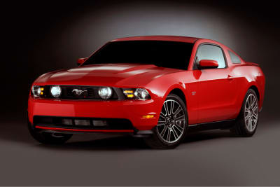 Red Ford Mustang, 2013